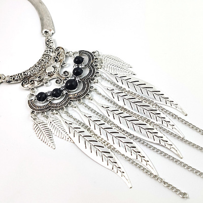 Bohemian Alloy Resin Leaf Tassel Pendant Choker Necklaces for Women WG038CD-02-1
