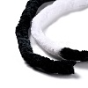 Bulky Soft Polyester Crocheting Knitting Yarn for Scarf OCOR-G009-03U-3