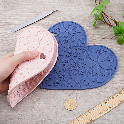 2Pcs 2 Colors Silicone Hot Mats for Hot Dishes AJEW-GF0008-29B-1