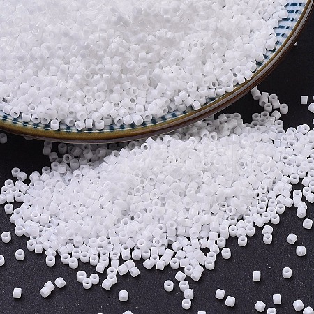 MIYUKI Delica Beads SEED-J020-DB0200-1