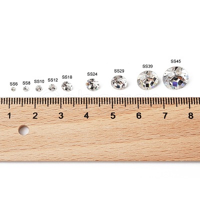 Preciosa® MAXIMA Crystal Round Stones Y-PRC-RBSS39-00030-281-1