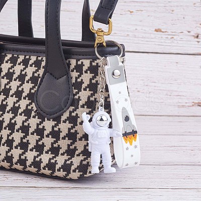 3Pcs Astronaut Keychain Cute Space Keychain for Backpack Wallet Car Keychain Decoration Children's Space Party Favors JX317C-1