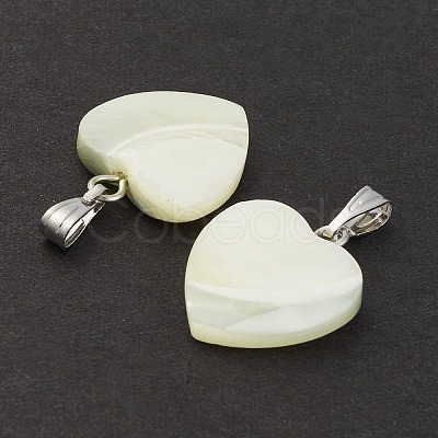 Natural Trochid Shell/Trochus Shell Pendants SSHEL-K027-09-1