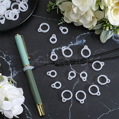 60Pcs 2 Style Silicone Pendant SIL-GF0001-42C-1