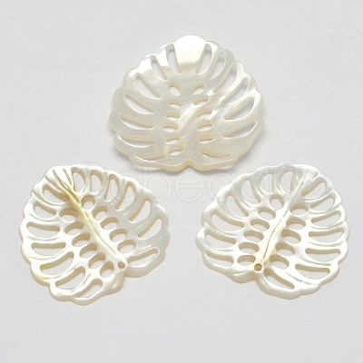 Natural Mother of Pearl Shell Pendants SSHEL-L002-09-1