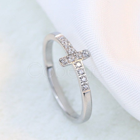 Cross Stainless Steel Micro Pave Clear Cubic Zirconia Finger Rings for Women FS-WG88B59-02-1