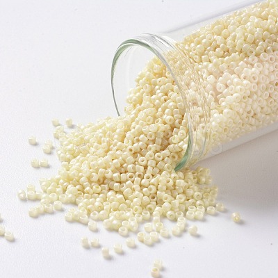 TOHO Round Seed Beads SEED-XTR15-0762-1