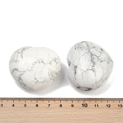 Heart Natural Howlite Palm Stone G-C186-03D-1