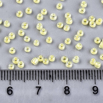 8/0 Glass Seed Beads SEED-A015-3mm-2215-1
