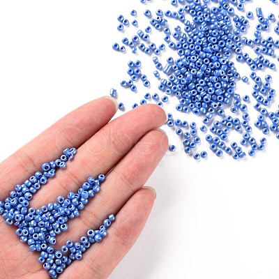 8/0 Glass Seed Beads SEED-US0003-3mm-123B-1