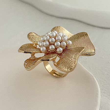 Flower Alloy & Iron & Plastic Pearl Finger Rings for Women FS-WGD80DA-01-1